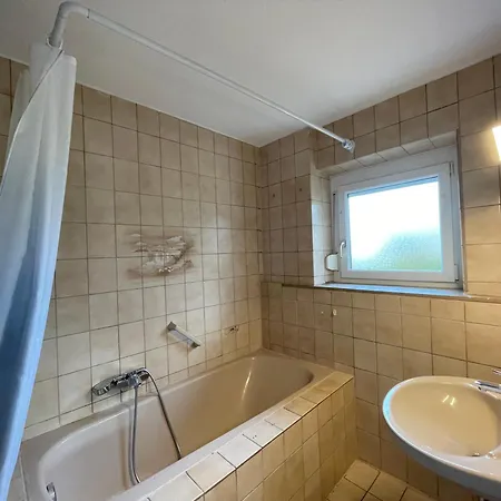 Worker Near Ulm Bis Zu 11 Betten Apartmán *